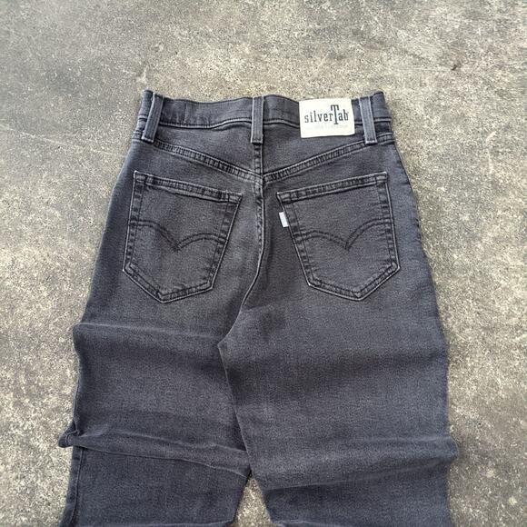 Levi's SilverTab Jeans Womens 27 Black Pants Loose Tapered Faded Denim Tag 26 - Picture 4 of 10